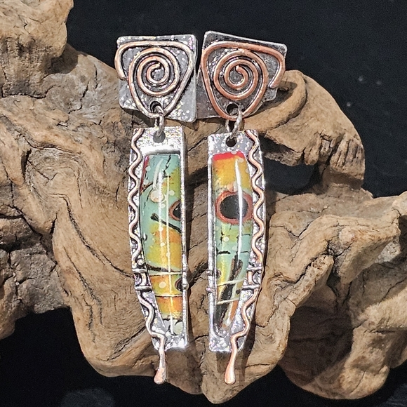 Art Earrings NEW Multi-Color Southwestern Style ✨️ Costume Jewelry - Picture 3 of 4